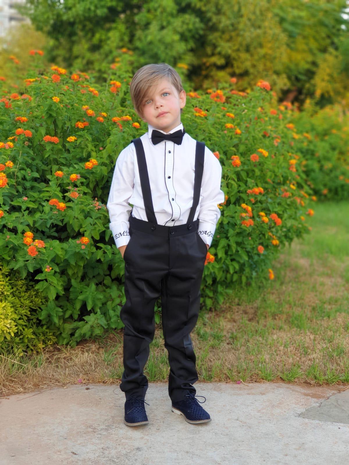 Erkek Çocuk Siyah Askılı Takım – Gömlek, Pantolon ve Papyon Seti (1–10 Yaş)