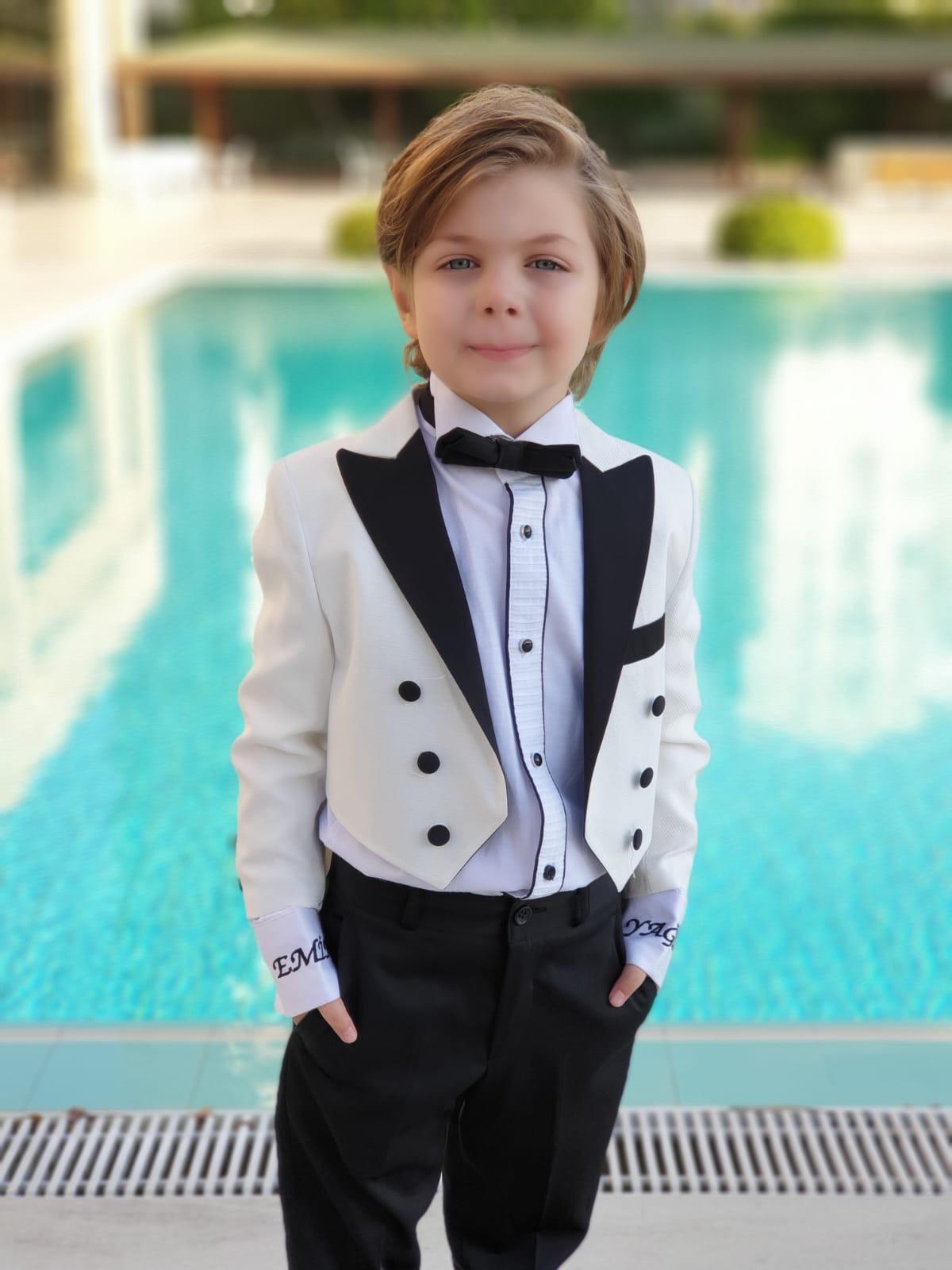 Erkek Çocuk Takım Elbise – Şık ve Klasik Özel Gün Kıyafeti