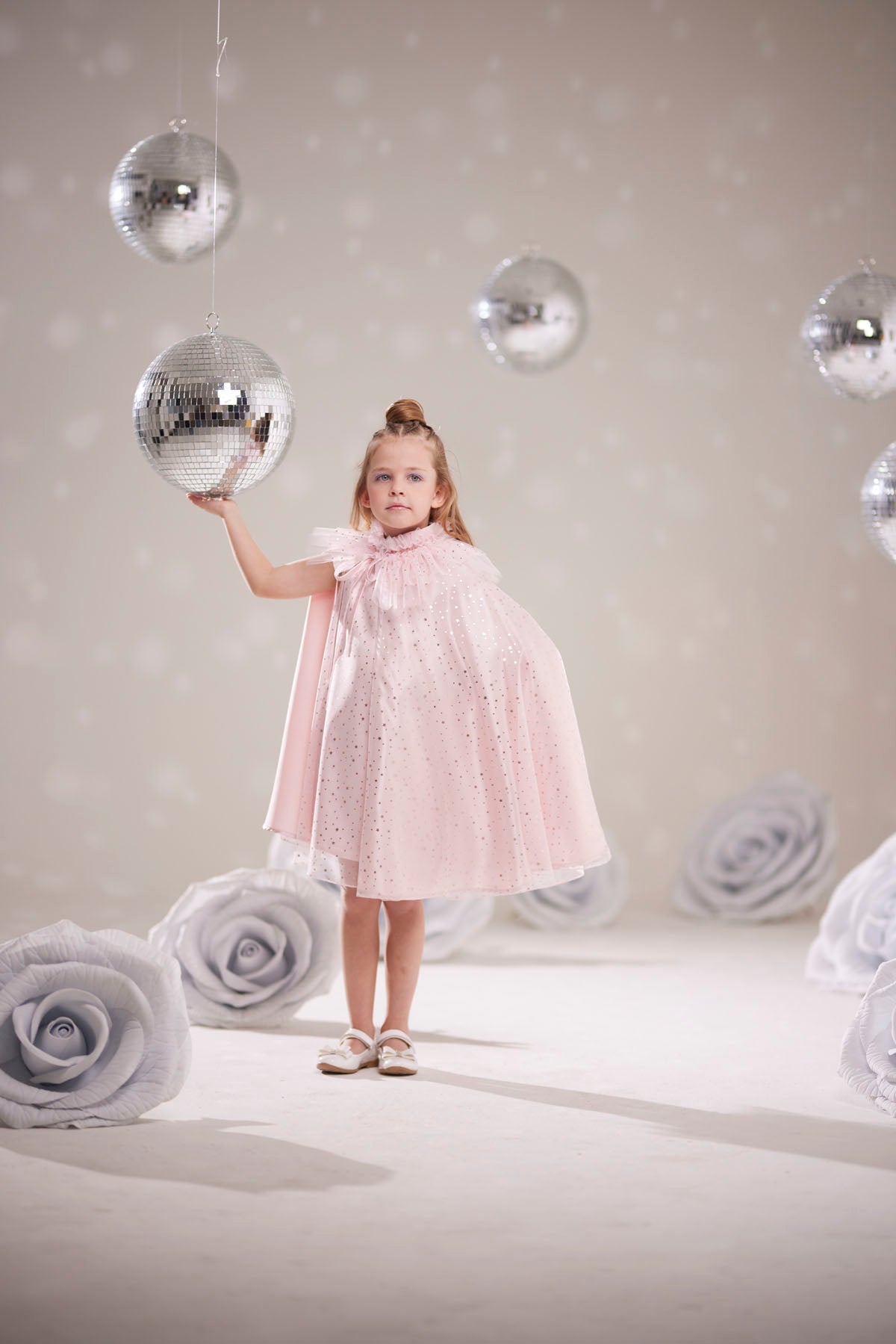 Kız Çocuk Işıltılı Tül Pelerin