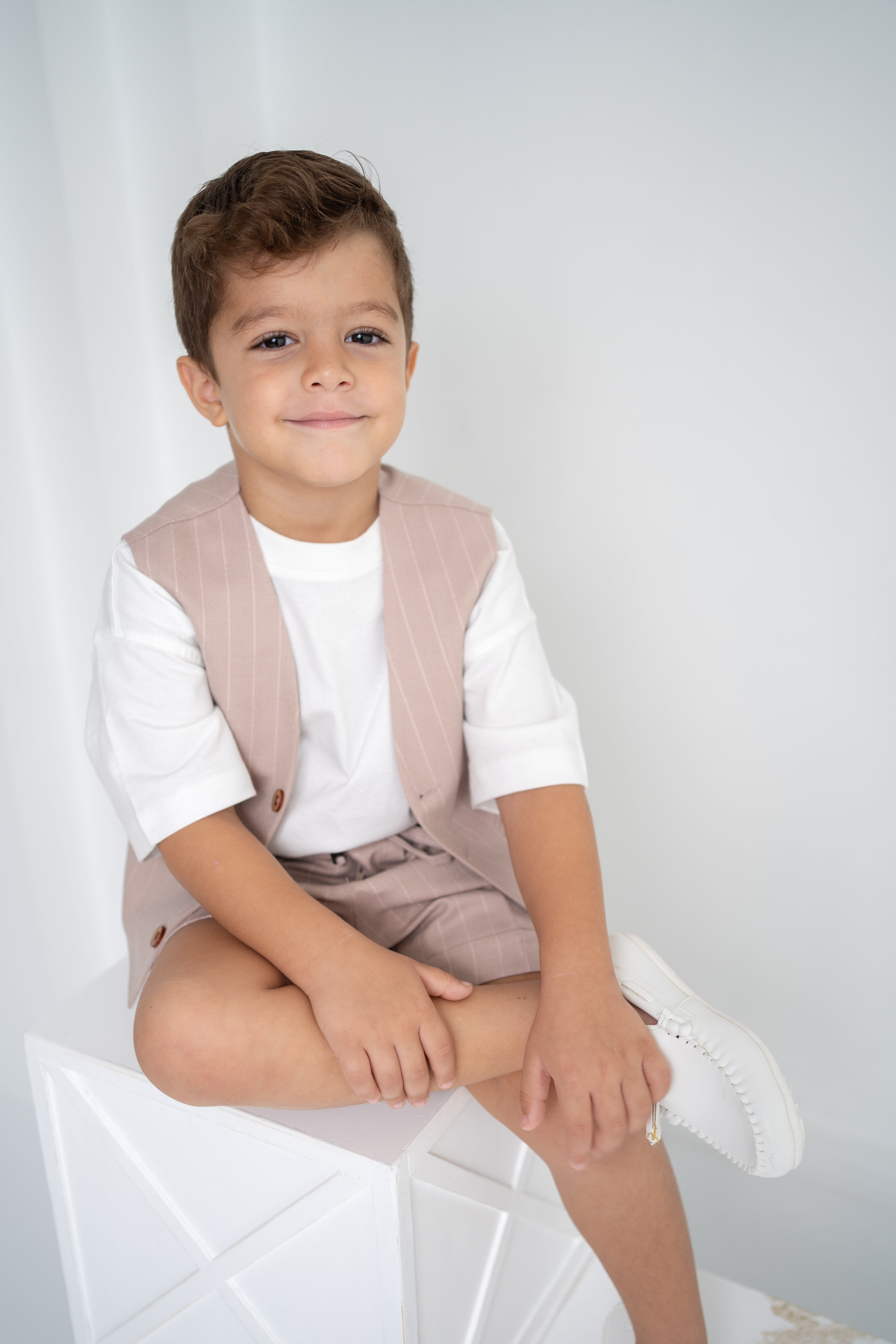 Erkek Çocuk 3’lü Takım – Yelek, Şort, Tişört (1-10 Yaş)