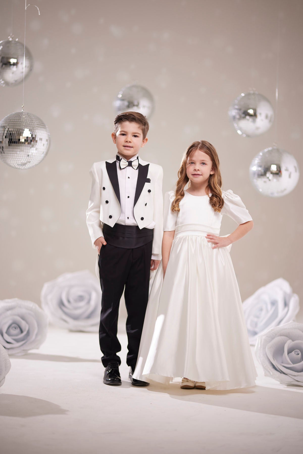 Erkek Çocuk Takım Elbise – Şık ve Klasik Özel Gün Kıyafeti