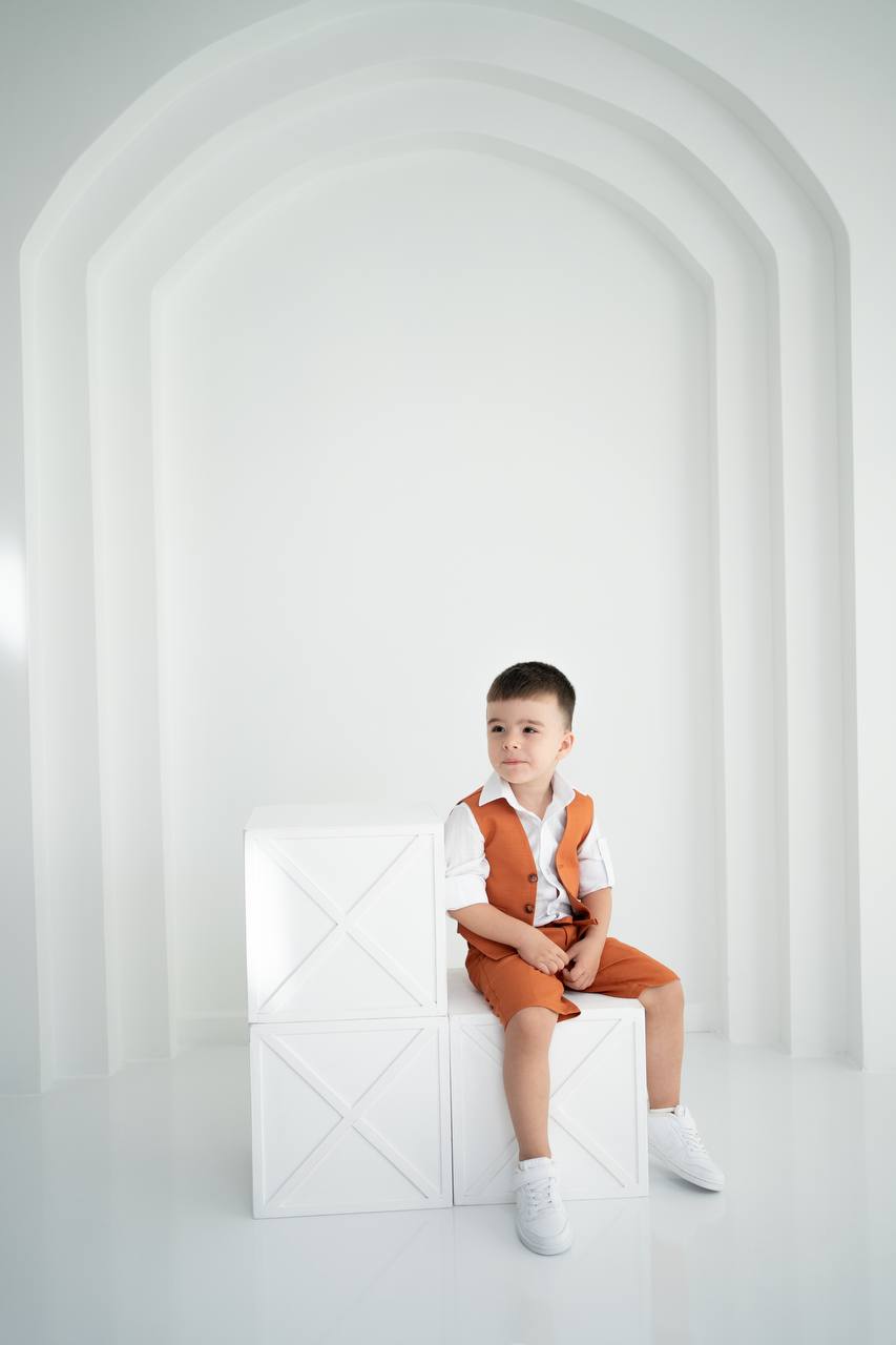 Erkek Çocuk Turuncu Yelekli Şort Takım