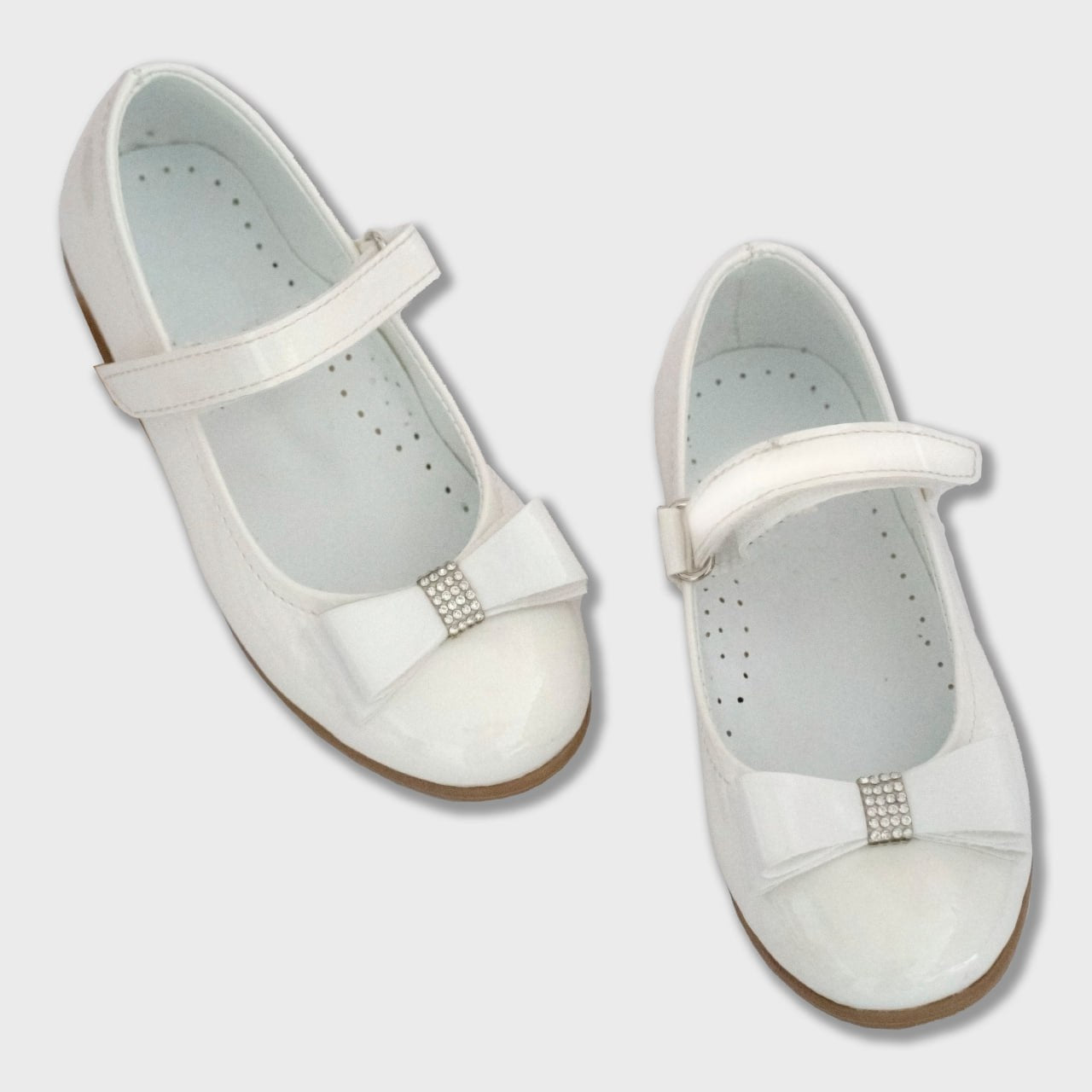 Kız Çocuk Beyaz Babet – Taş Detaylı Fiyonklu