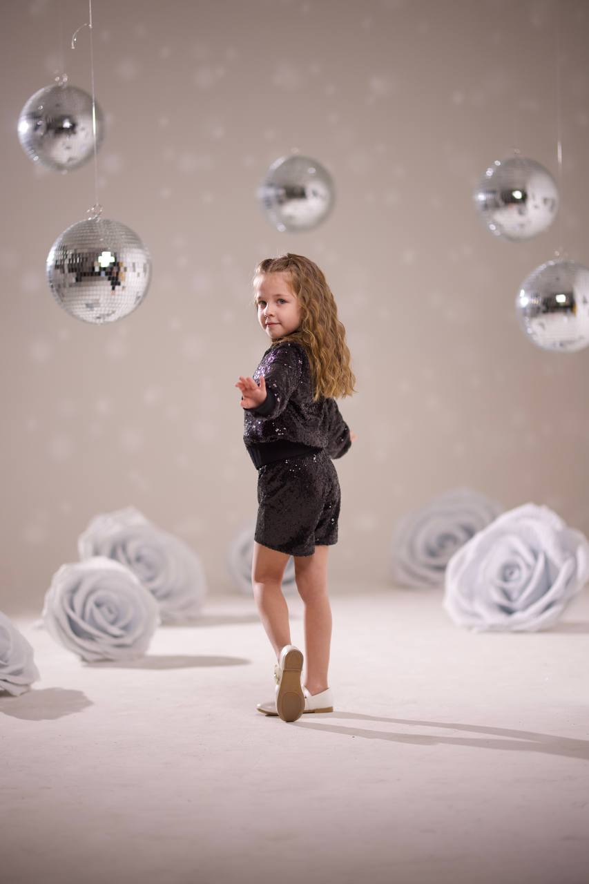 Kız Çocuk Siyah Pul Payet Ceket-Şort Takım