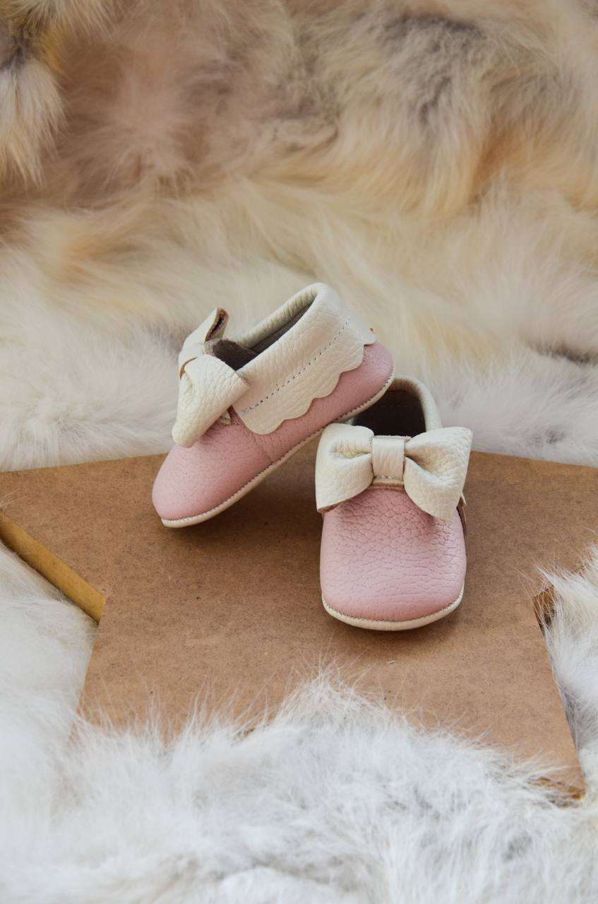 El Yapımı Gerçek Deri Pembe Bebek Makosen Patik